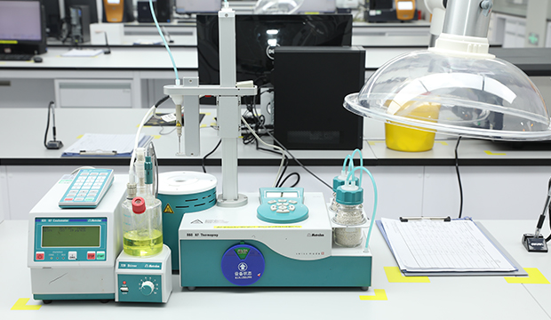 Coulometric Karl Fischer Titrator